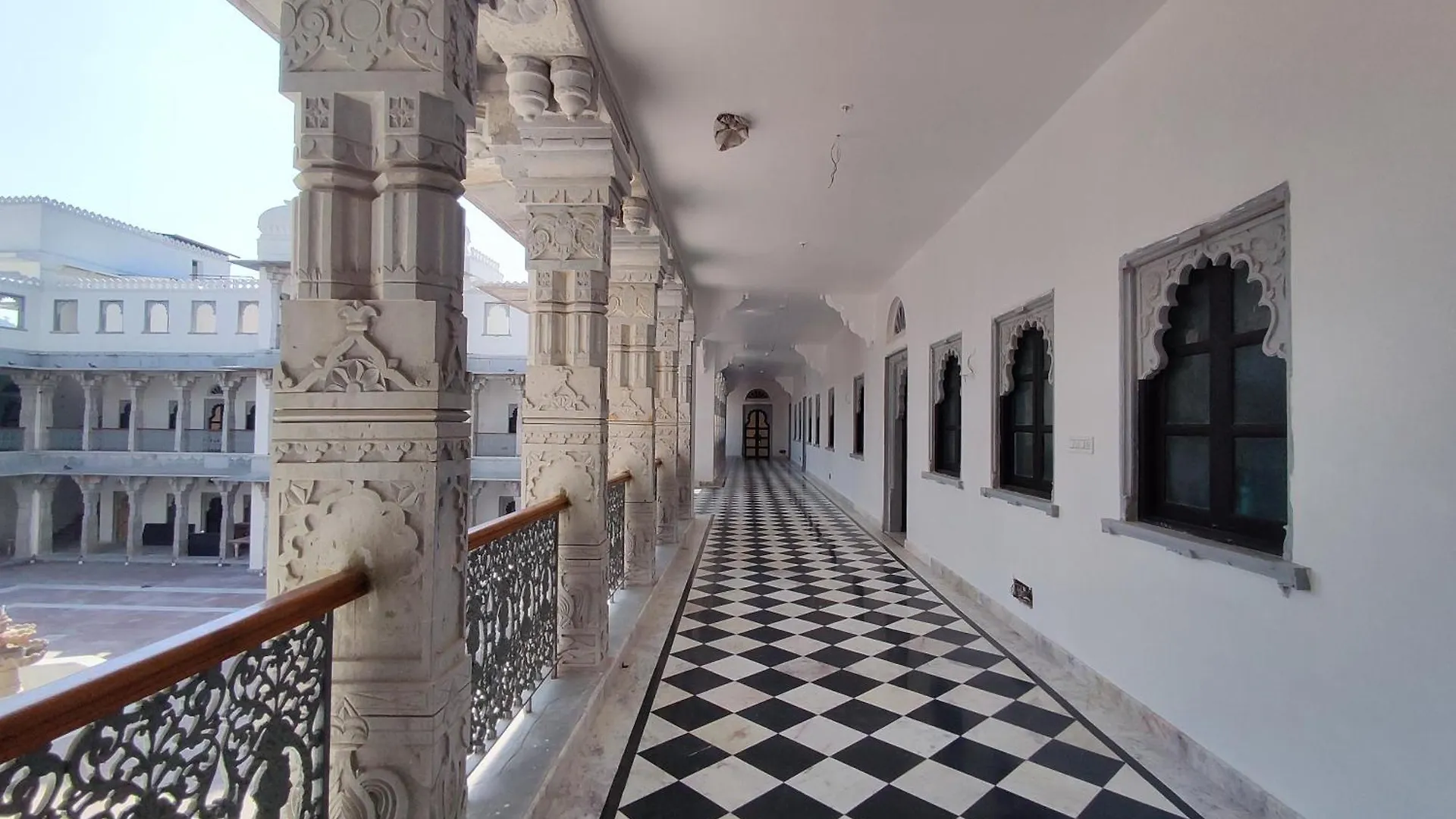 Daulatgarh Resort And Spa Удайпур