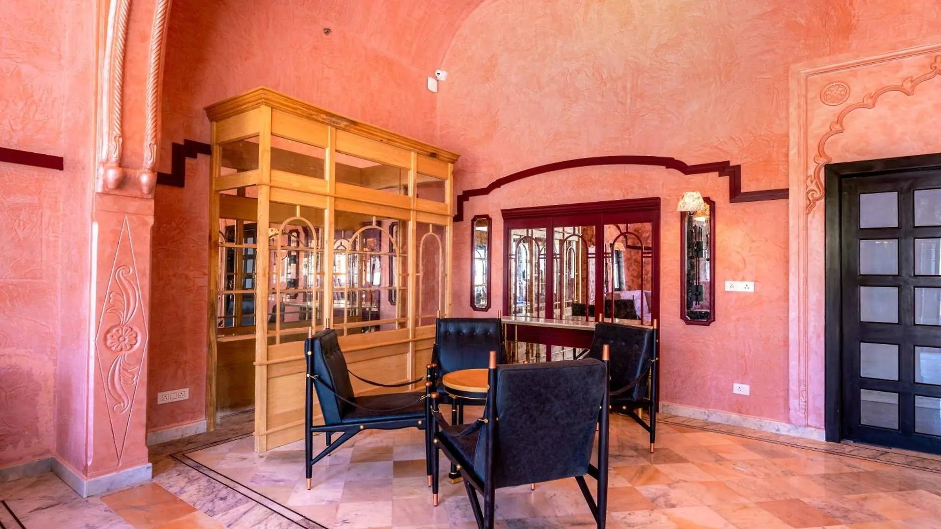 ***** Отель Daulatgarh Resort And Spa Удайпур Индия